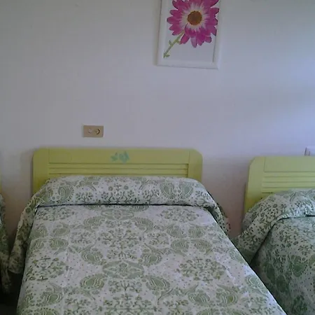 Restaurante Tanis 招待所 Riaño