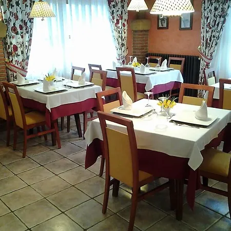 Maison d'hôtes Restaurante Tanis 2*