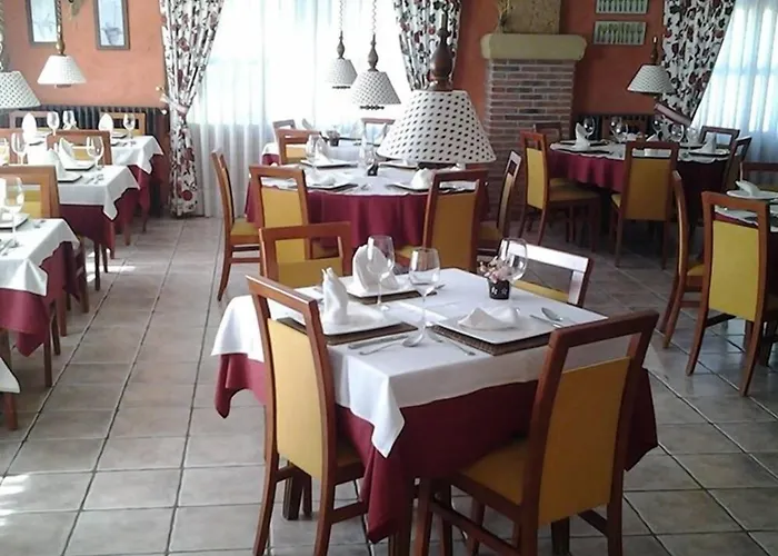 Restaurante Tanis 게스트하우스 2*