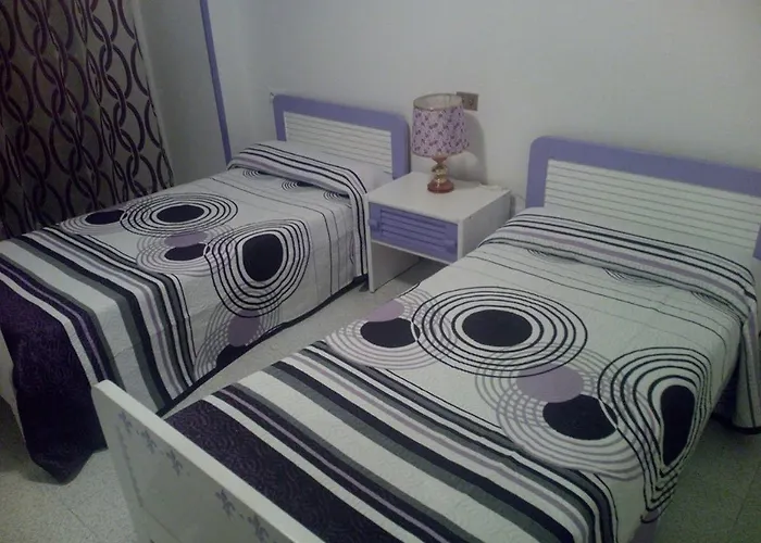 게스트하우스 Restaurante Tanis 2*