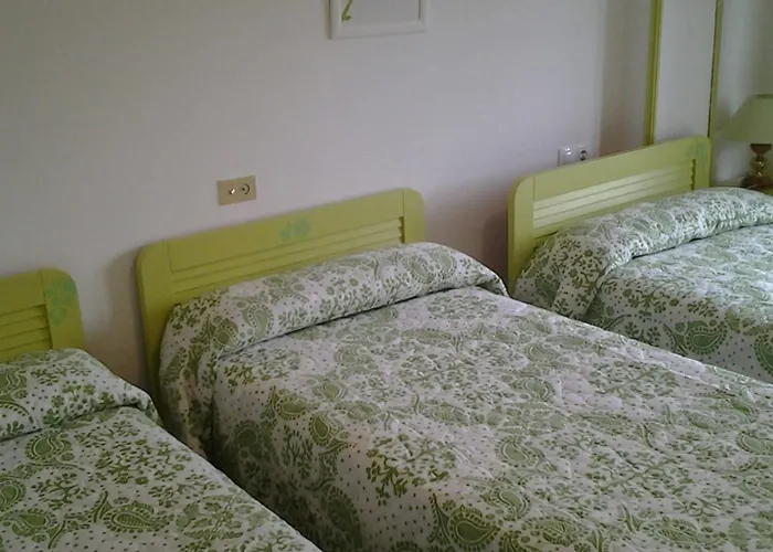 게스트하우스 Restaurante Tanis 2*